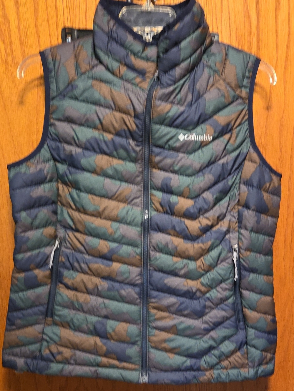 Columbia Women's Camouflage Quilted Puffer Vest - Navy Green Brown